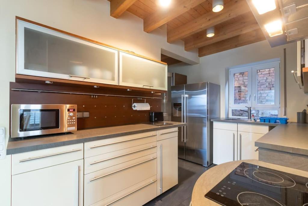 Maisonette-Wohnung Mit 5 Schlafzimmern Woerrstadt Bagian luar foto
